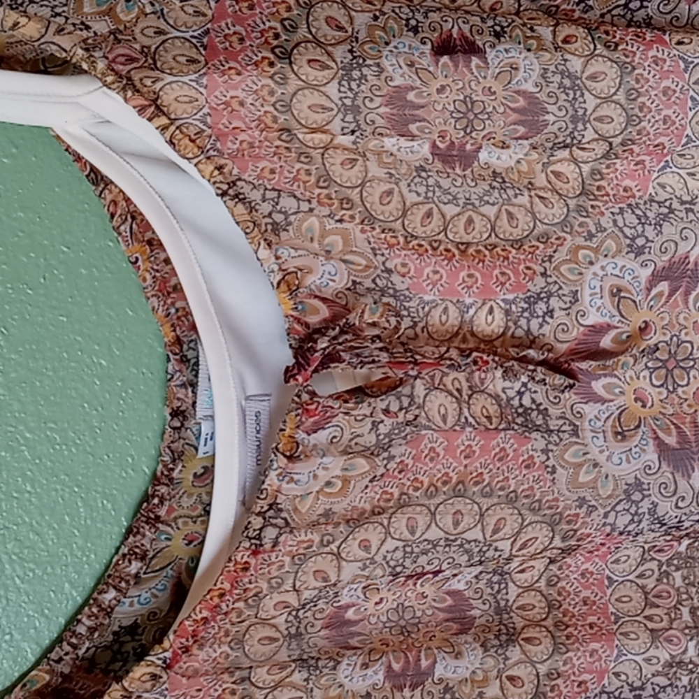 Blouse - Picture 2 of 3